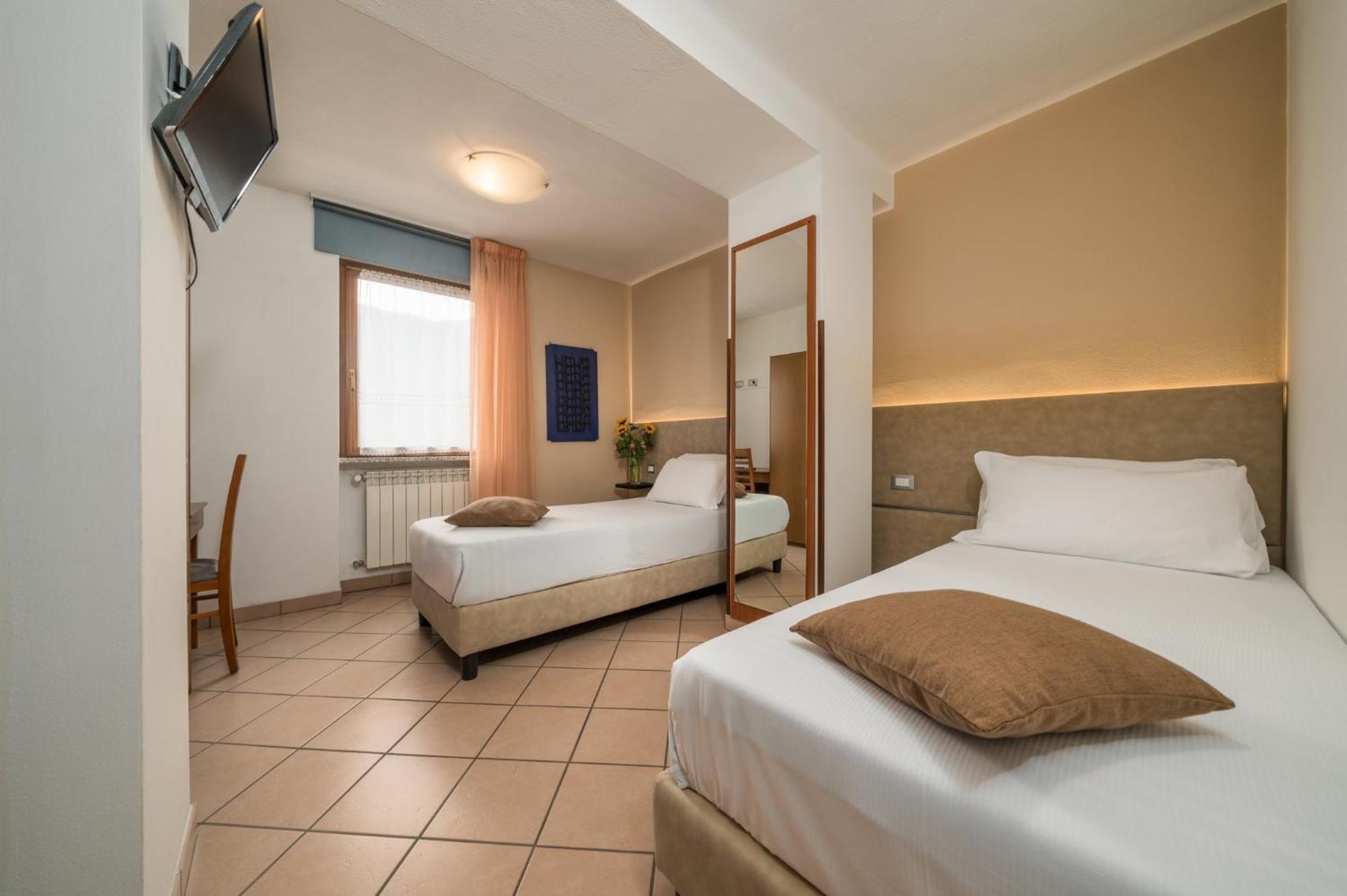 Hotel Oasi Verde Bienno Extérieur photo