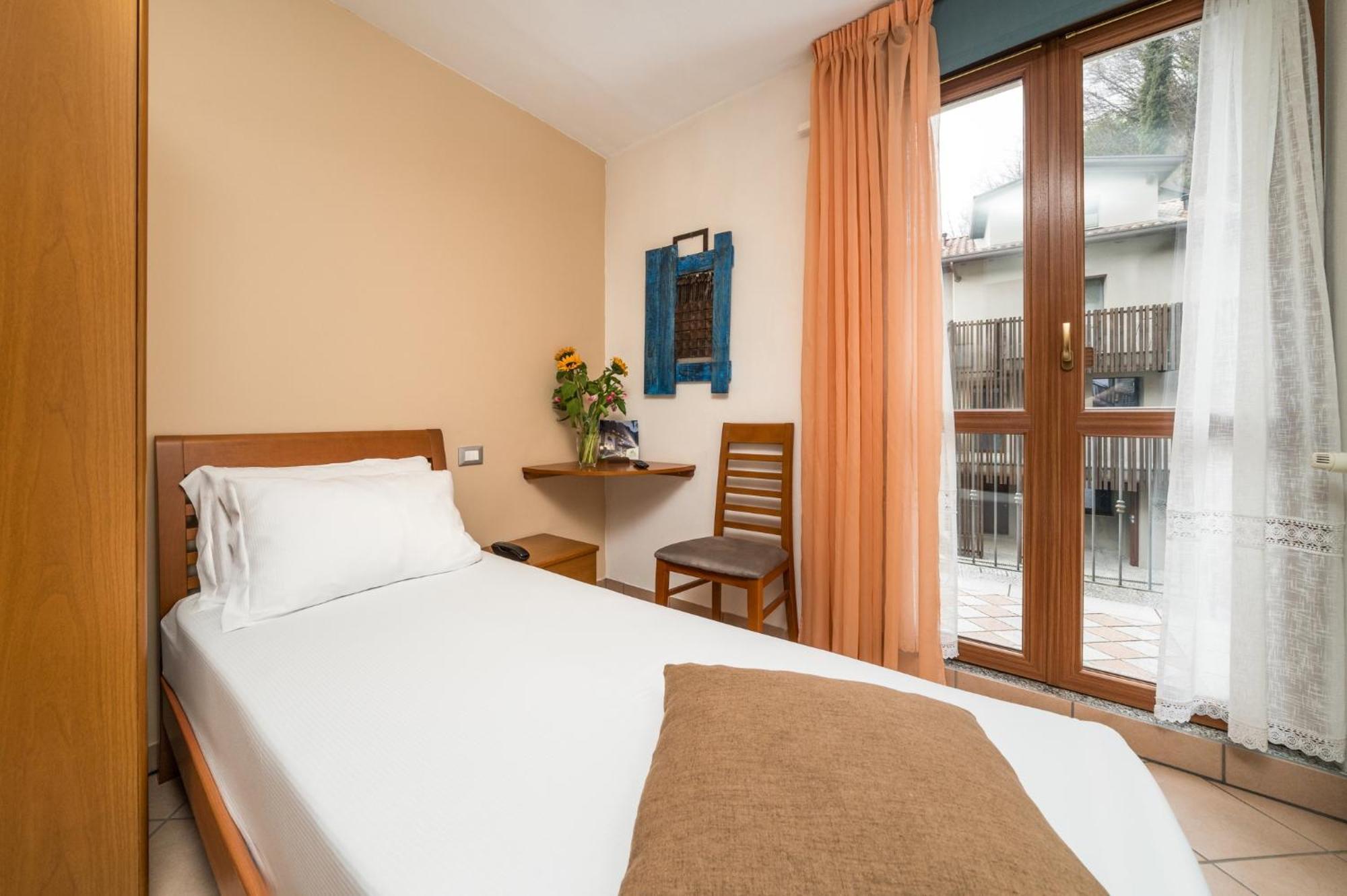 Hotel Oasi Verde Bienno Extérieur photo